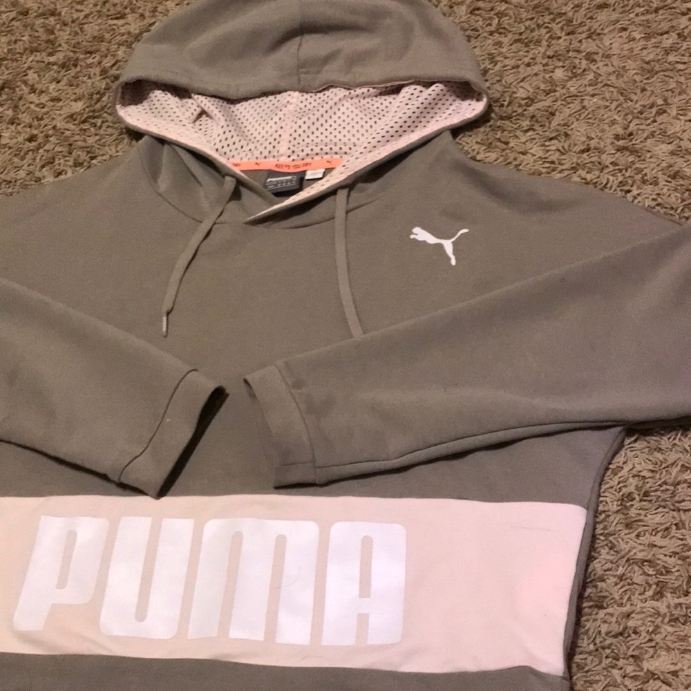 Cropped Puma workout hoodie